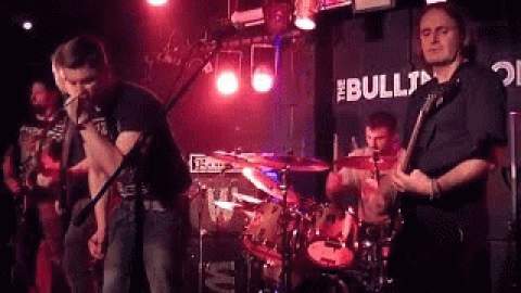 Dichotomy by 1000 Chains