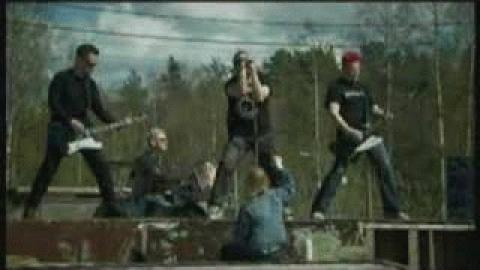 Pienen pojan el�m�� (A small boy's life) by Klamydia